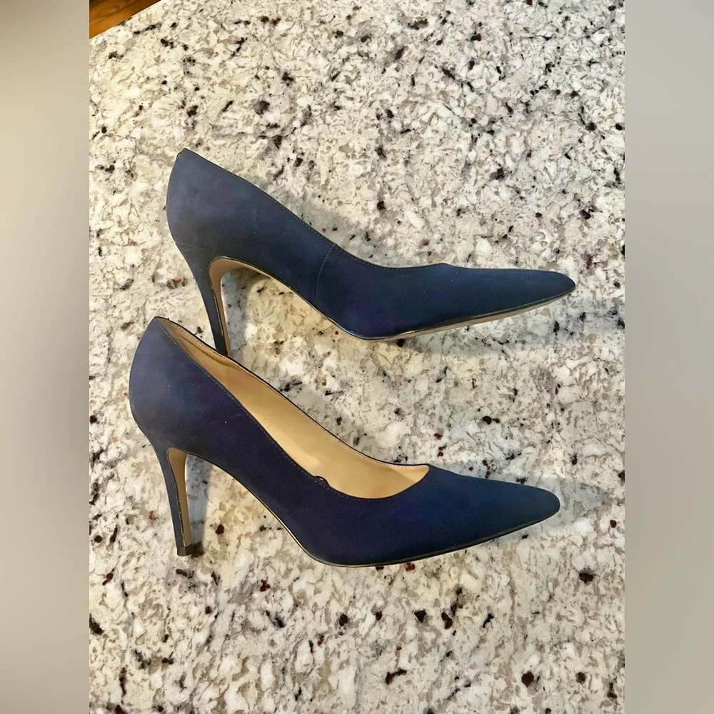 Marc Fisher Milee Pointed Toe Suede Pumps Dark‎ Navy Blue Size 9